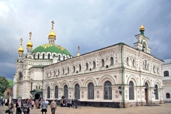 Храм преподобных Антония и Феодосия Печерских ( Трапезная церковь )